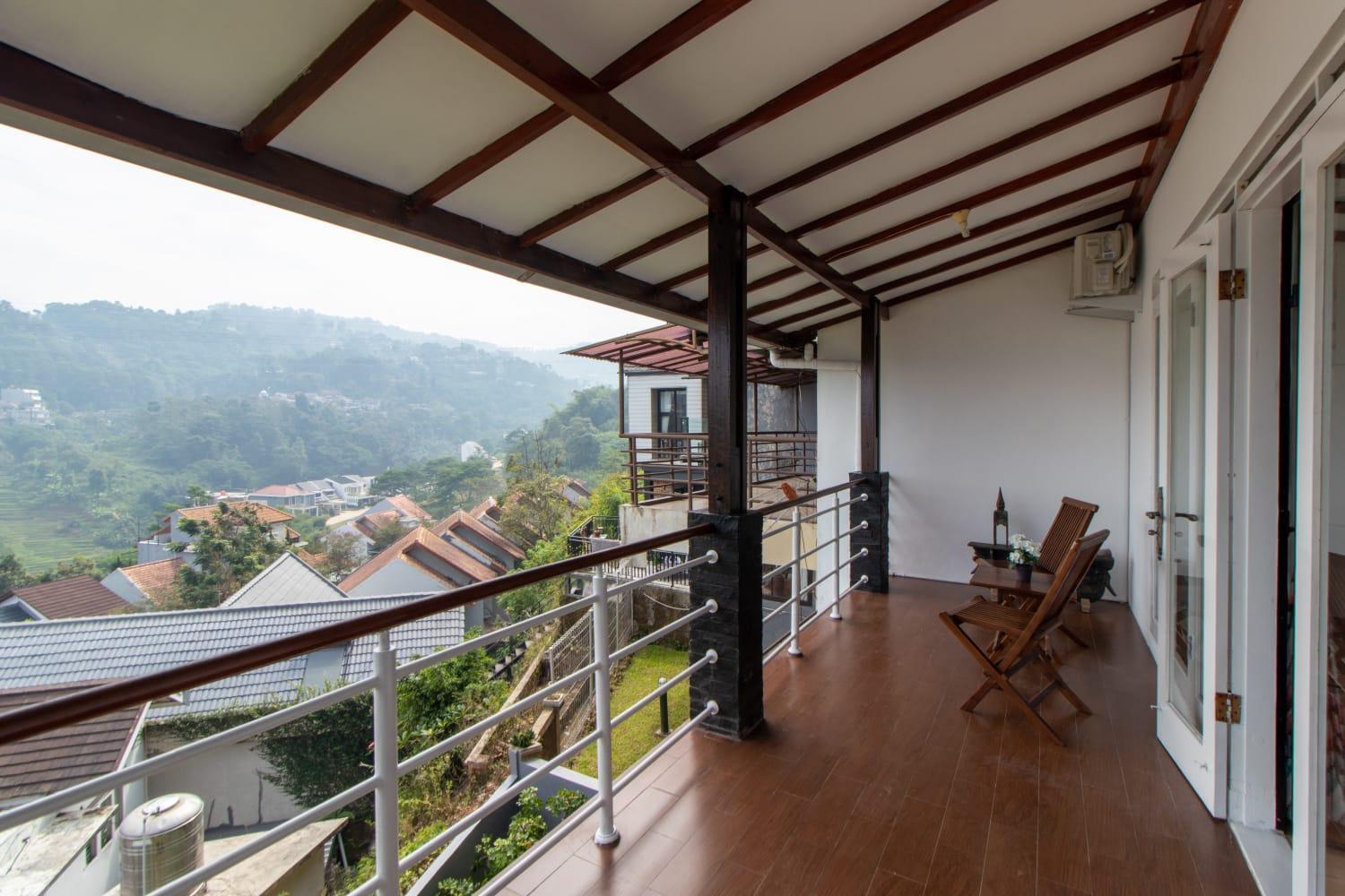Villa Keluarga Syariah Resor Dago Pakar Bandung - View Bukit エクステリア 写真